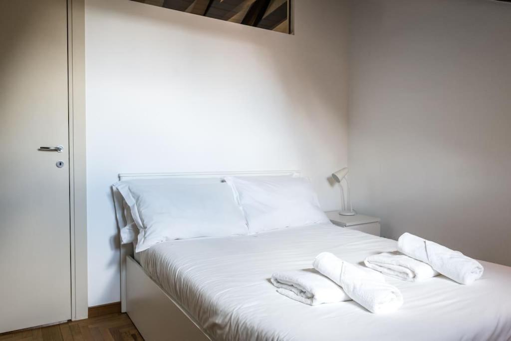 Wonderfull Two Floors Apartment Navigli Milaan Buitenkant foto