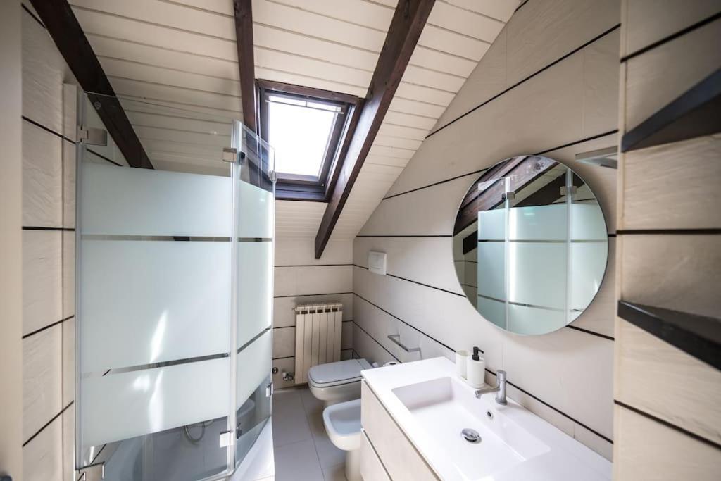 Wonderfull Two Floors Apartment Navigli Milaan Buitenkant foto
